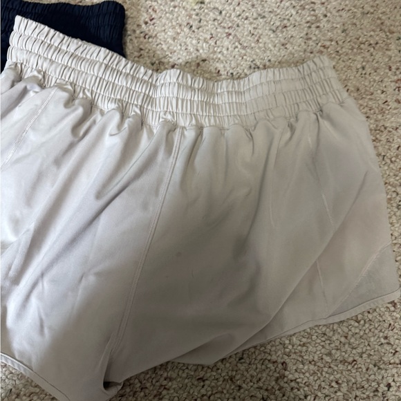 Lululemon Hotty Hot shorts - Picture 2 of 2